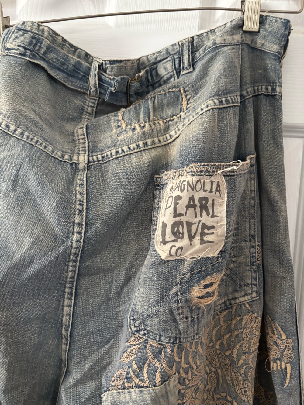 Magnolia Pearl Distressed Embroidered Jeans - Picture 7 of 10